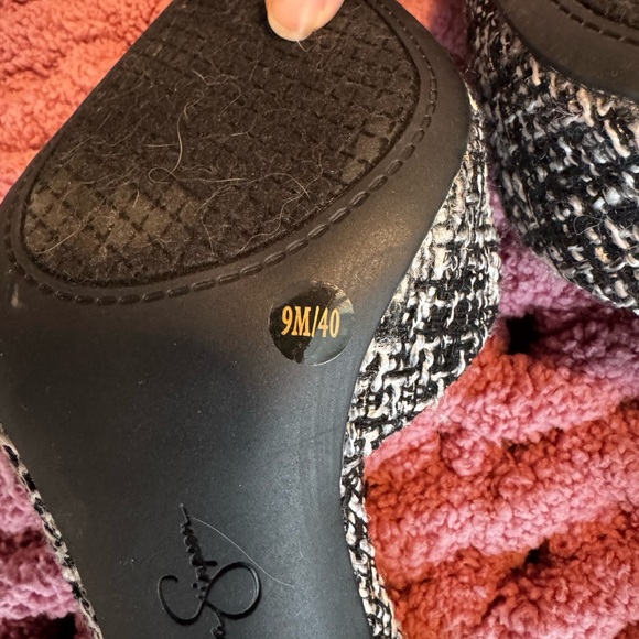 Jessica Simpson Heels - Picture 5 of 5